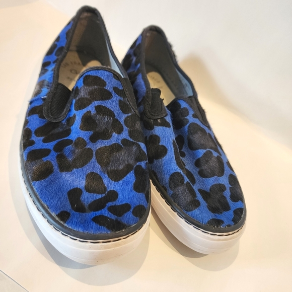 Gap Blue Animal Cheetah Print Slip On Sneakers - Picture 1 of 6